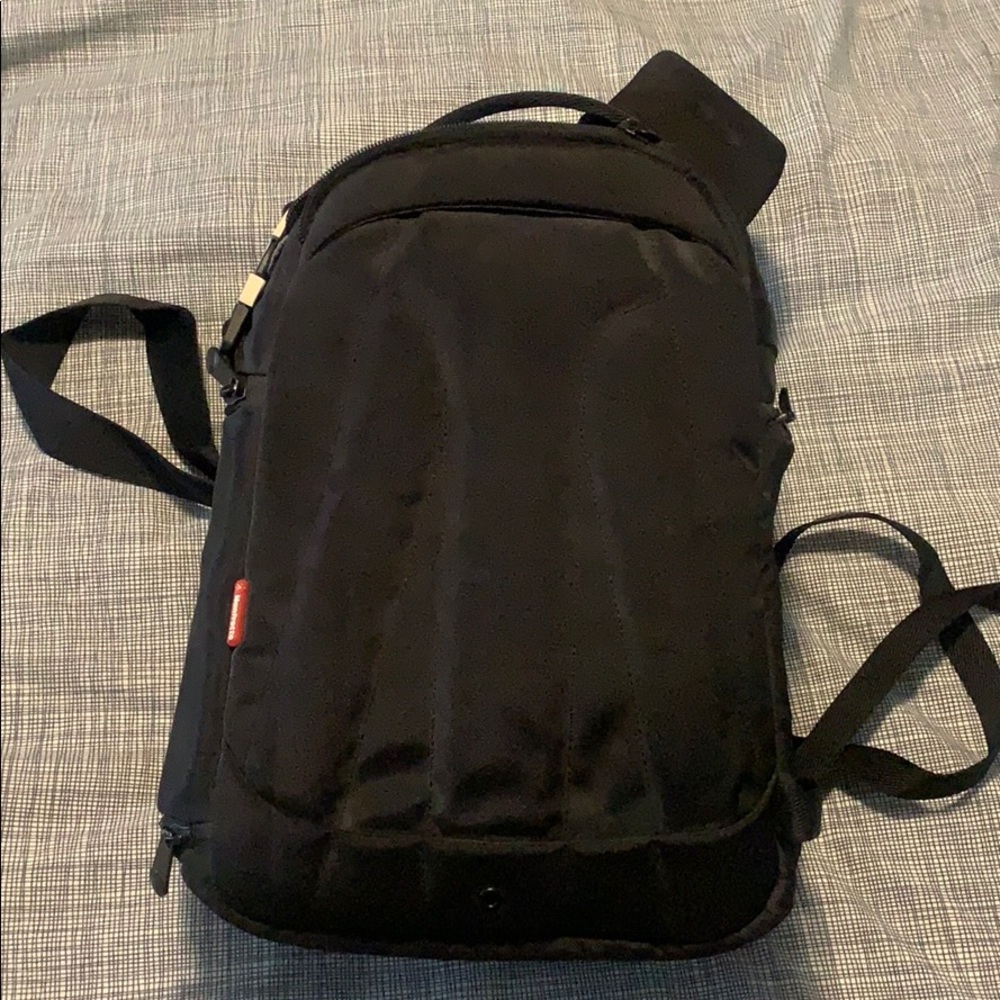 Manfrotto crossbody backpack for your Dslr